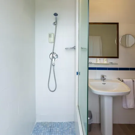 Marixa Hotel *